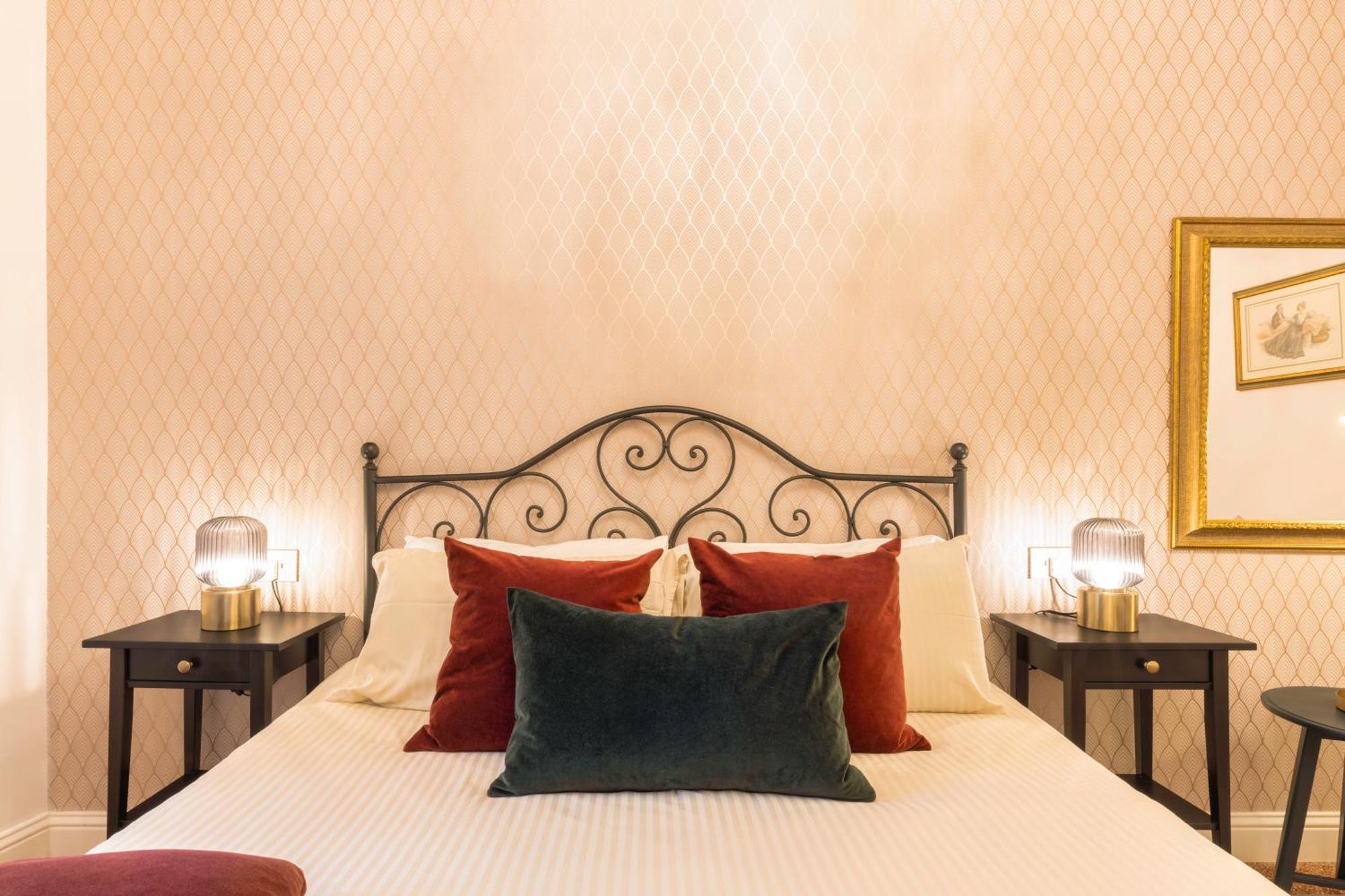 Casa Dei Liuti Luxury Guesthouse Алгеро Екстериор снимка